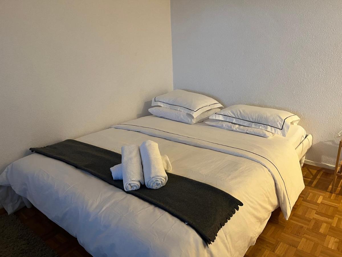 Ferienwohnung Beautiful Studio 2 Minutes From The Train Station Lausanne Exterior foto